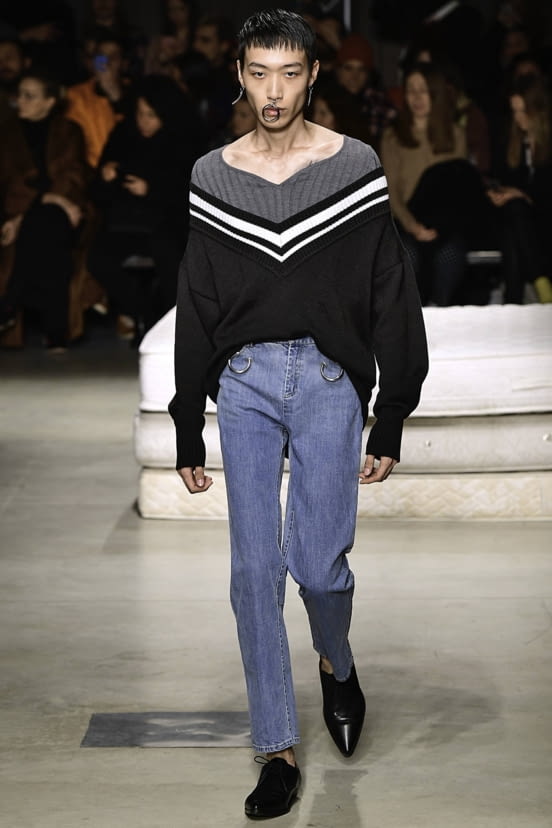 woman<br>FW19