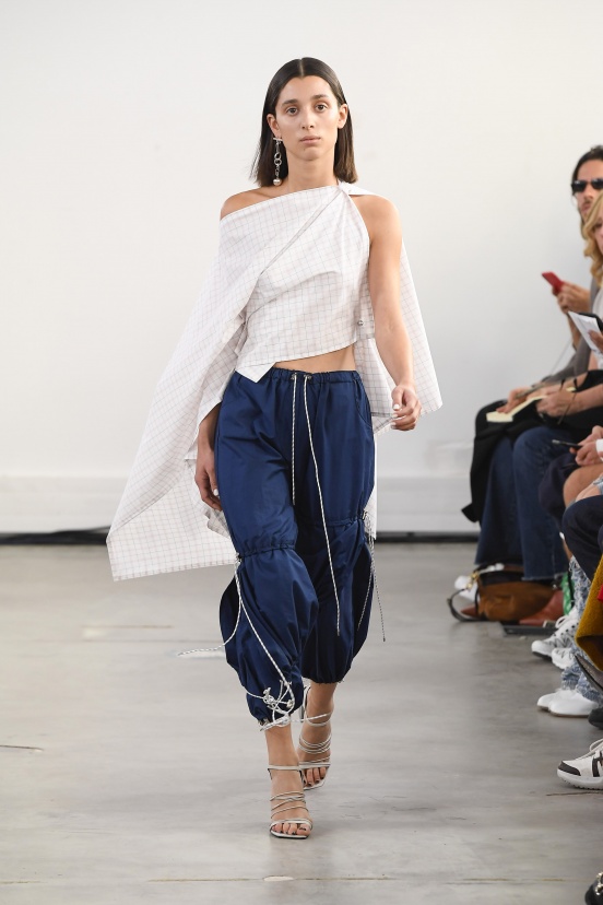 woman<br>SS19