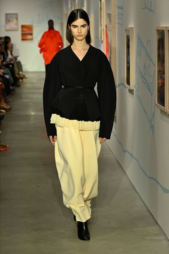 balloon pants