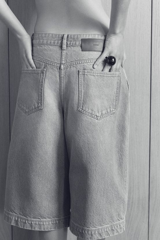 woman<br>PF25