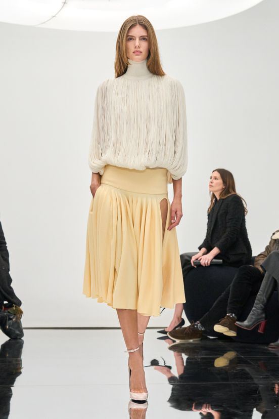 woman<br>FW24