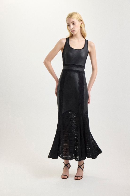 woman<br>Resort 2025