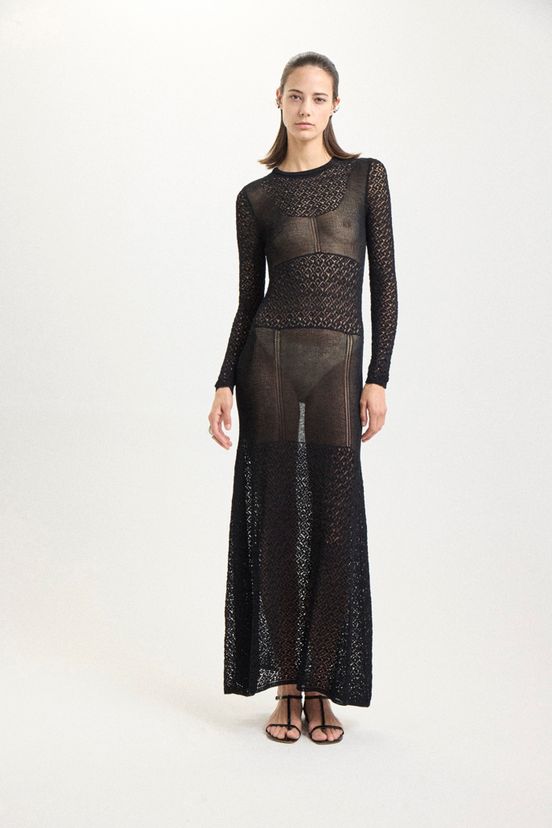 woman<br>Resort 2025