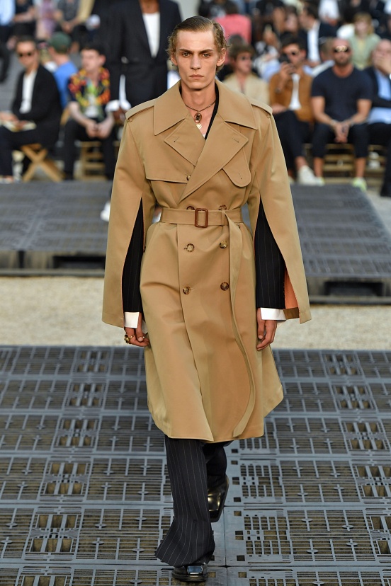 man<br>SS19