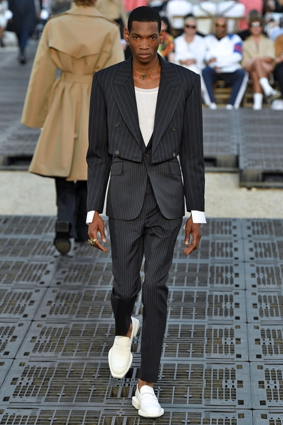 man<br>SS19