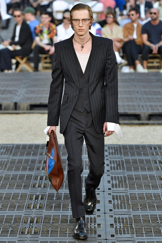 man<br>SS19