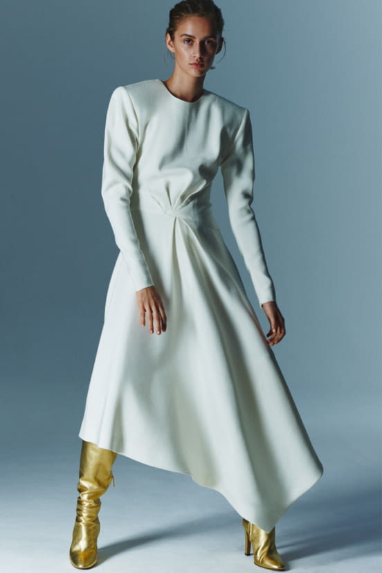 woman<br>FW21