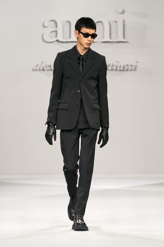 woman<br>FW21