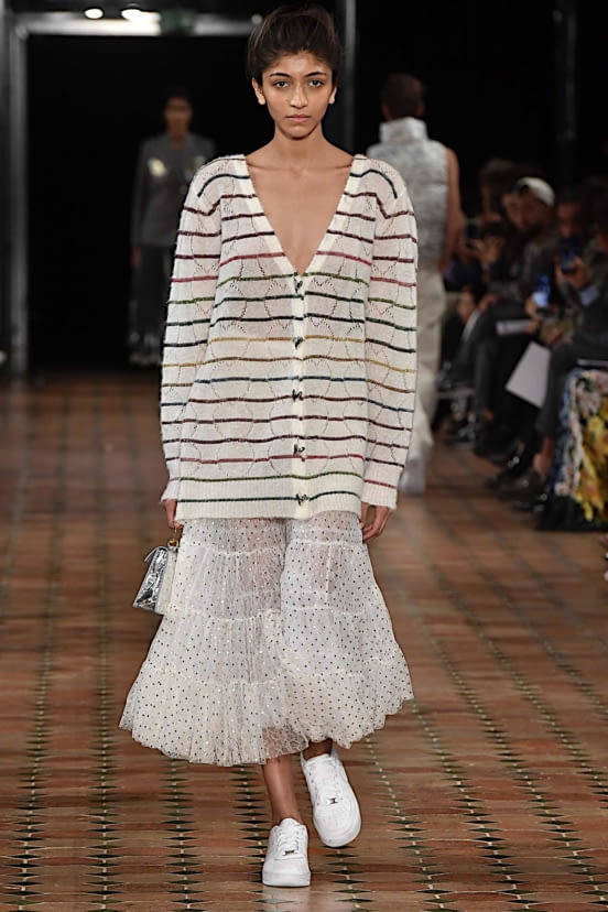 woman<br>SS20