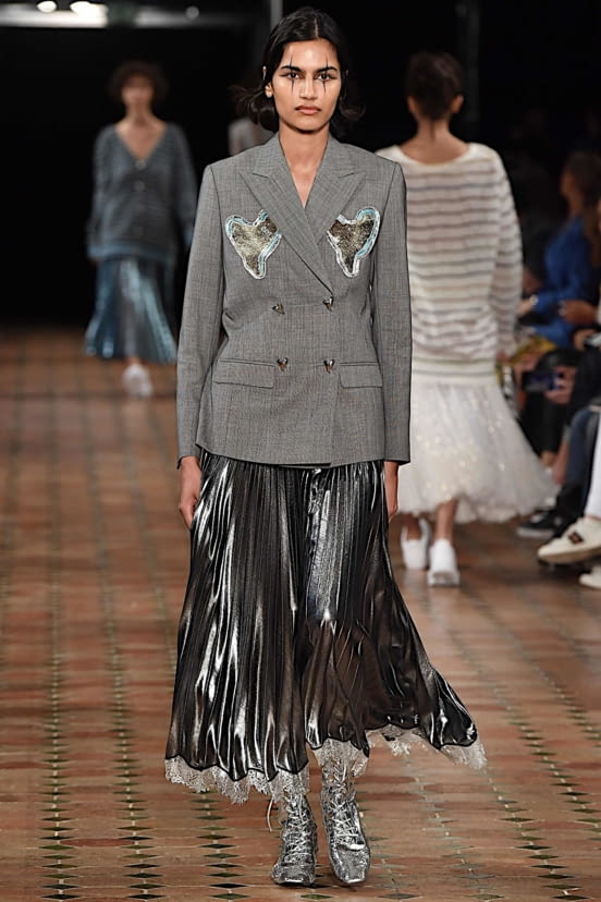 woman<br>SS20