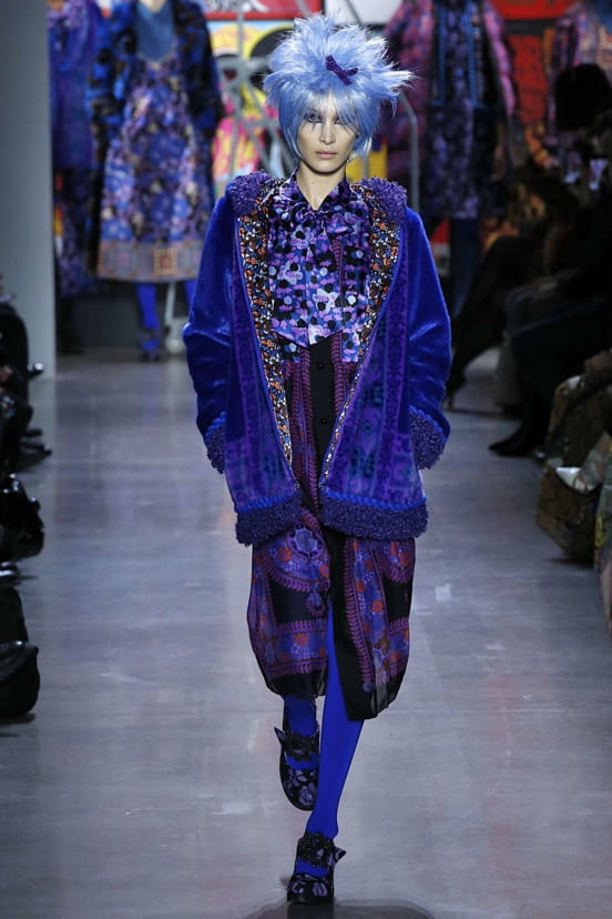 woman<br>FW19