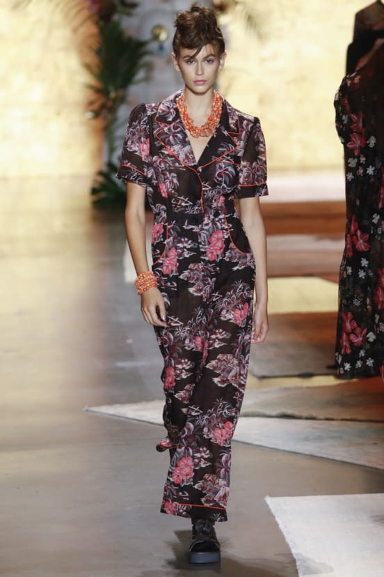 woman<br>SS19