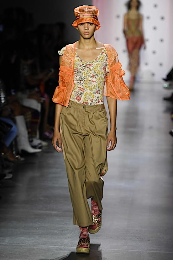 woman<br>SS20