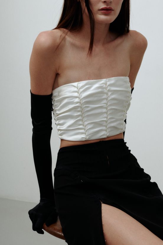 woman<br>SS23