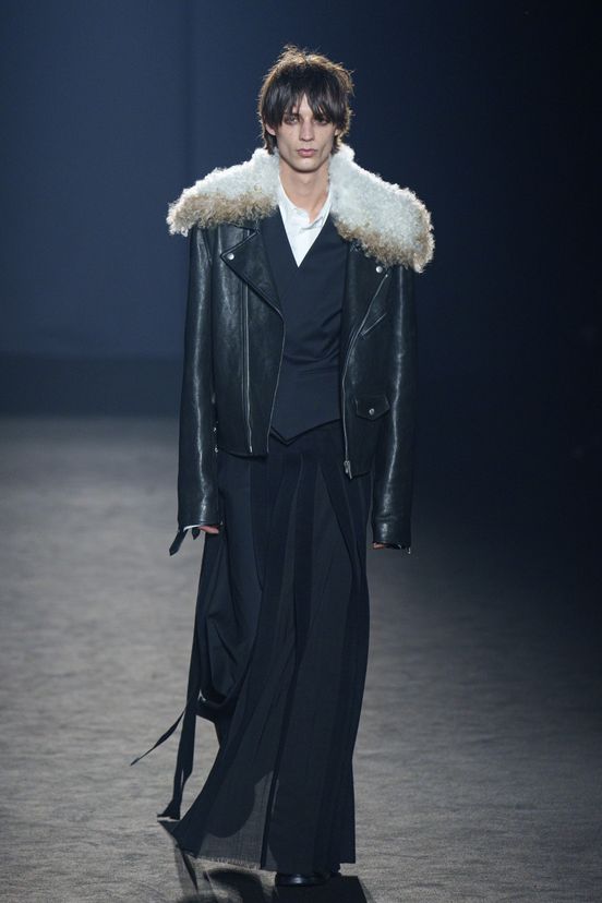 woman<br>FW24