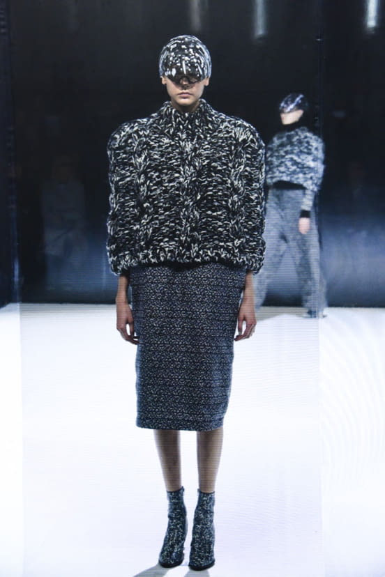 woman<br>FW16