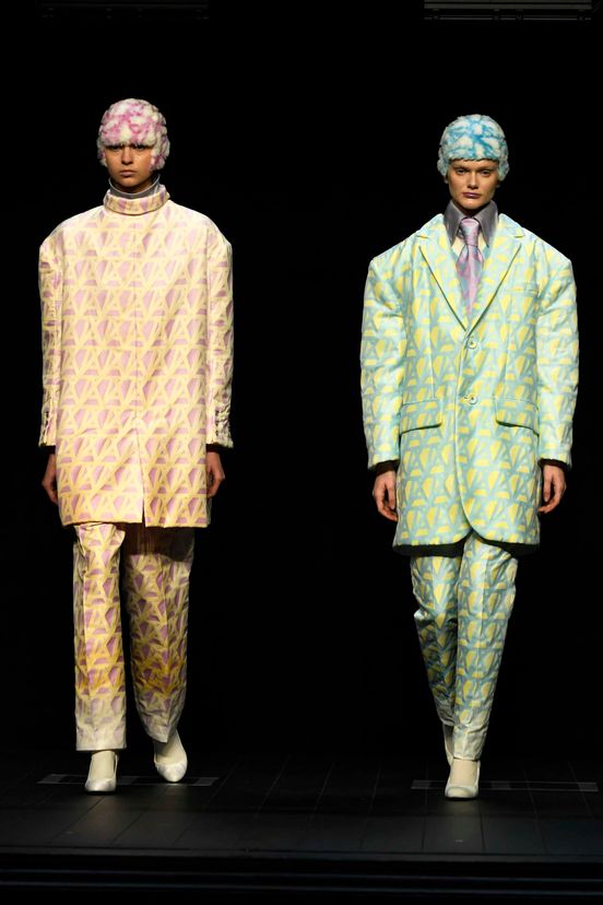 woman<br>FW23