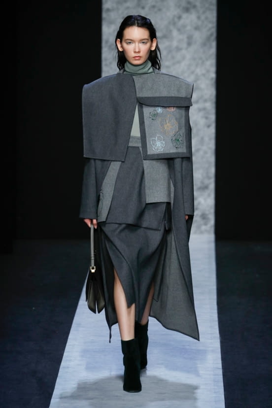 woman<br>FW20