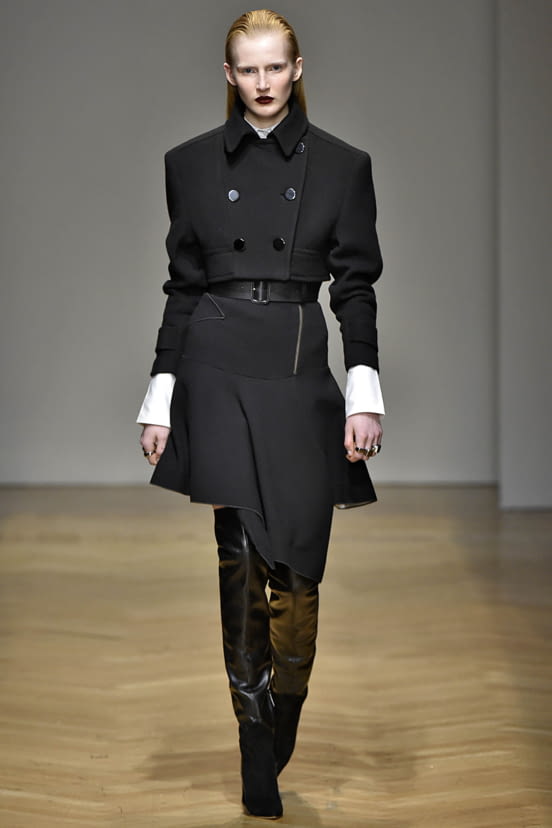 woman<br>F/W 17