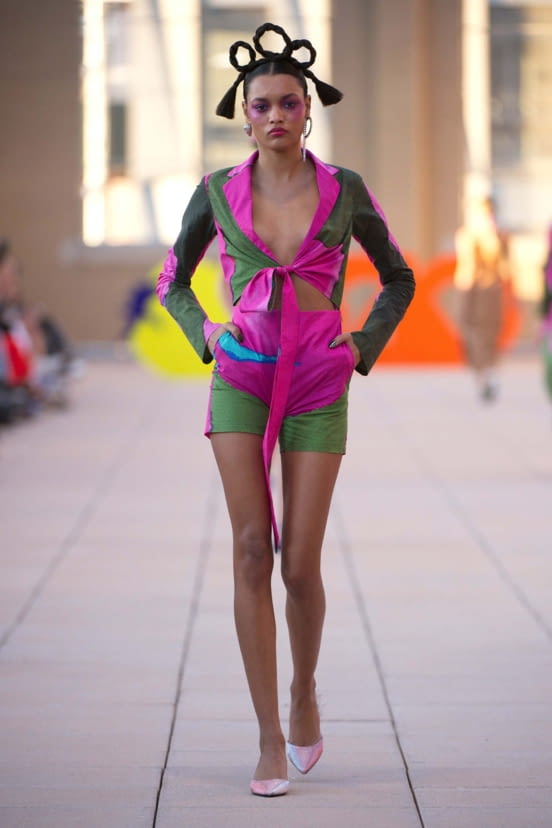 woman<br>SS18
