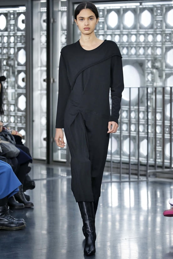 woman<br>FW18
