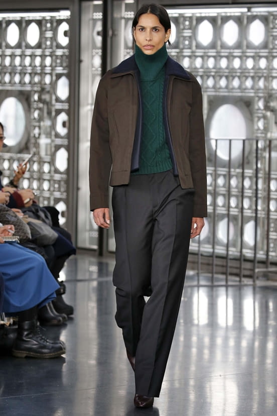 woman<br>FW18
