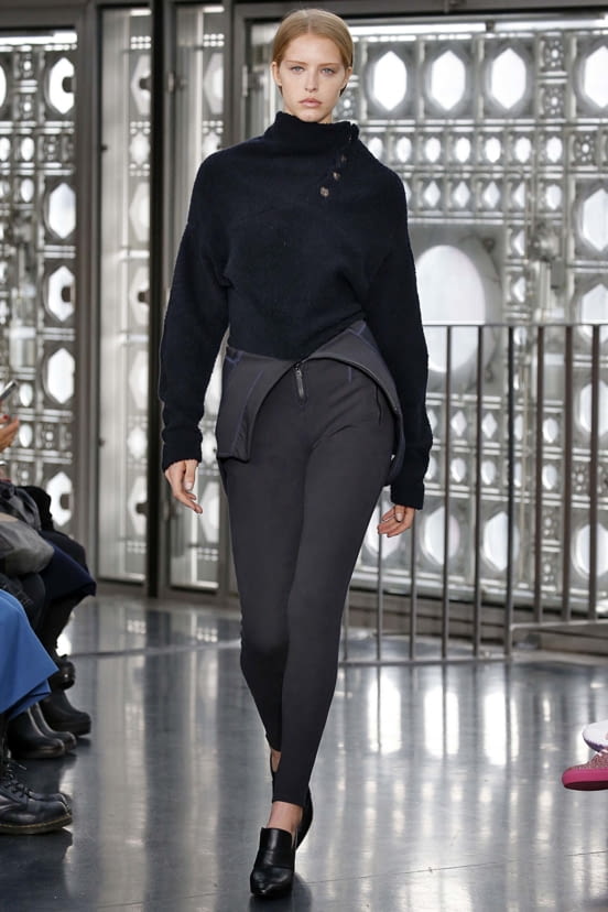 woman<br>FW18