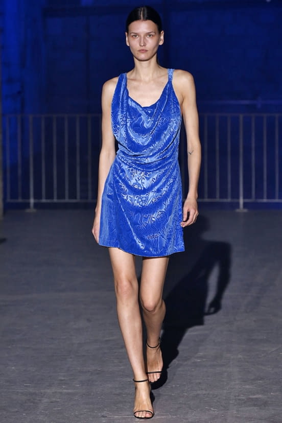 woman<br>FW19