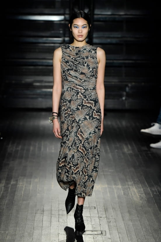 woman<br>FW20