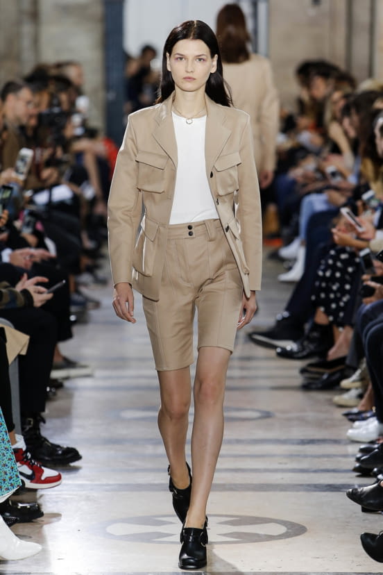 woman<br>SS18
