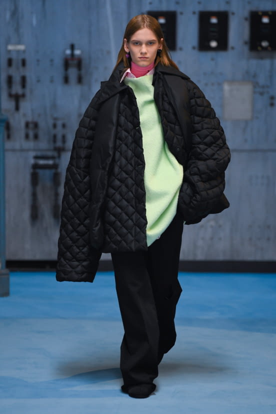 woman<br>FW21