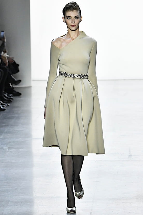 woman<br>FW19