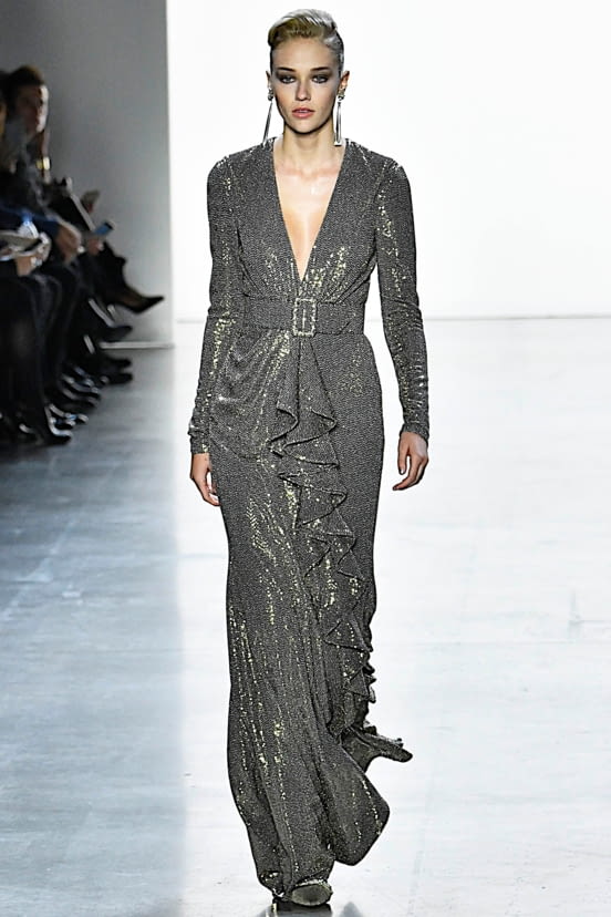 woman<br>FW19