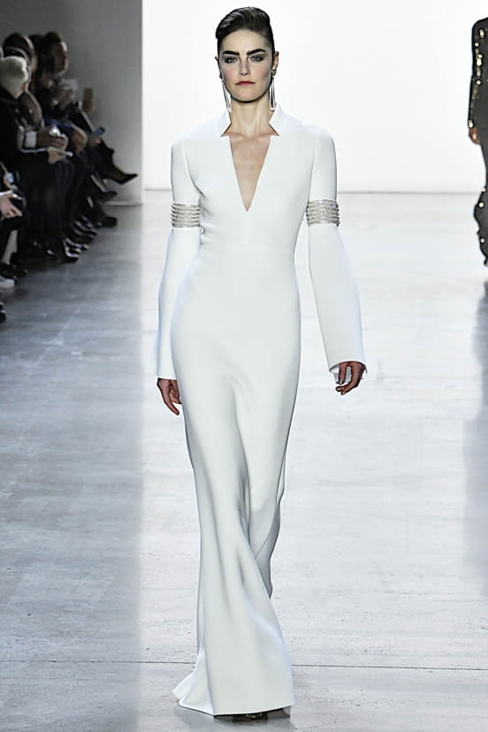 woman<br>FW19