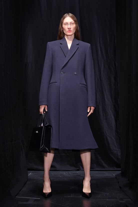 woman<br>FW25