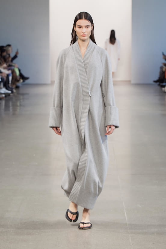 woman<br>FW20