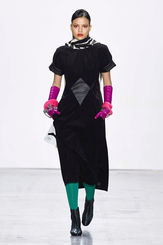 woman<br>FW23