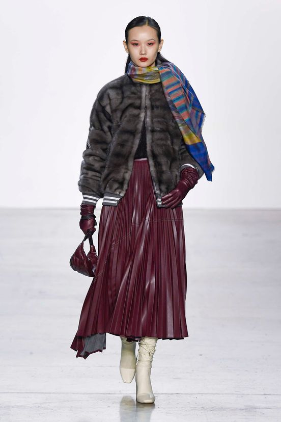 woman<br>FW23