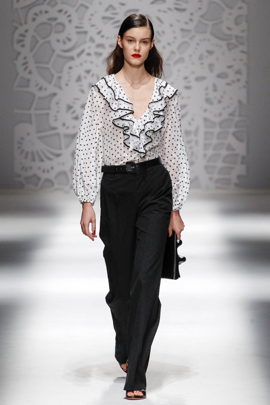 woman<br>S/S 18