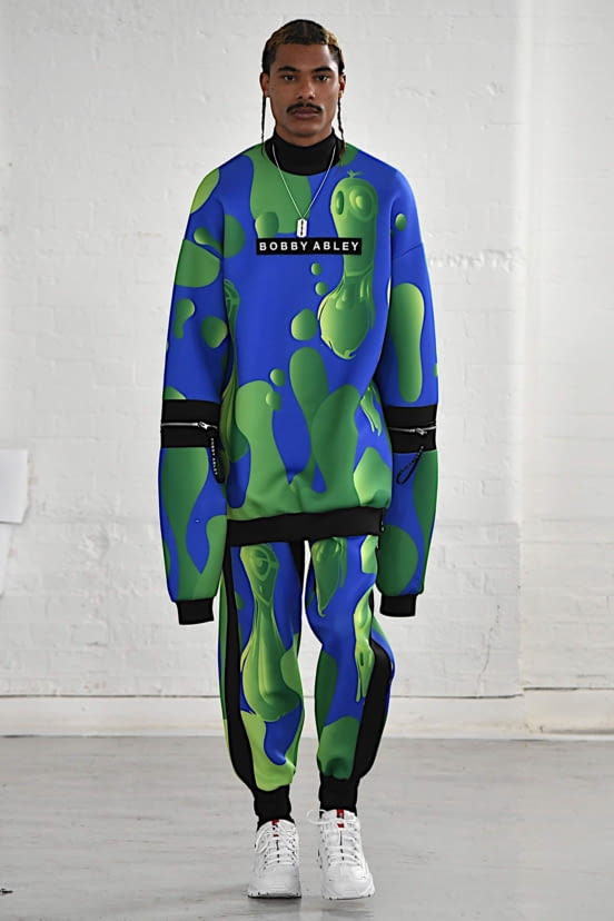 woman<br>FW20
