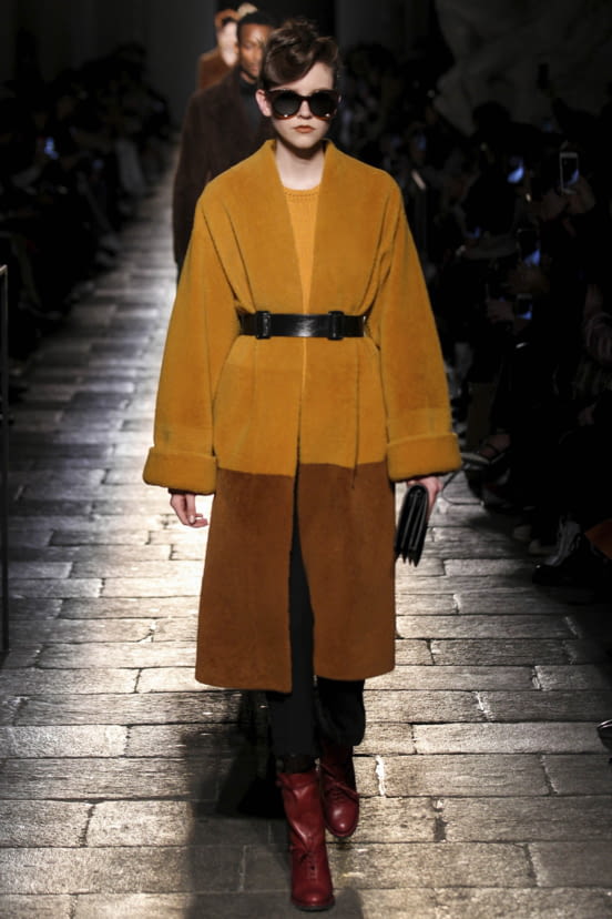 woman<br>F/W 17