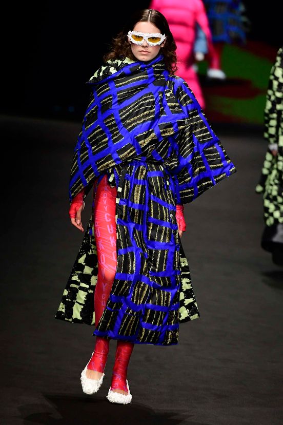 woman<br>FW23