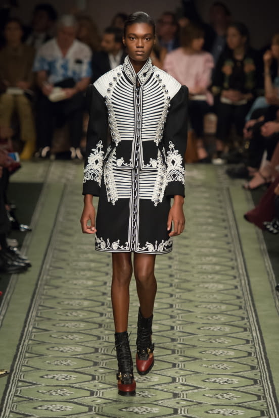 woman<br>FW16