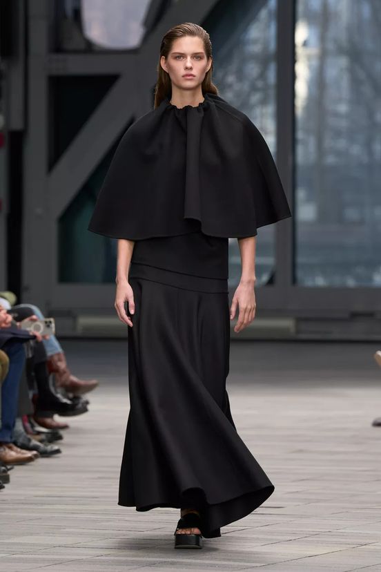 woman<br>FW26