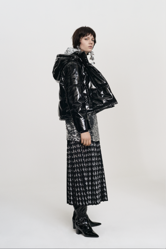 woman<br>PF17