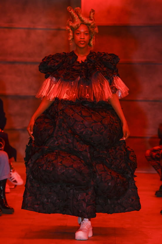 woman<br>SS21