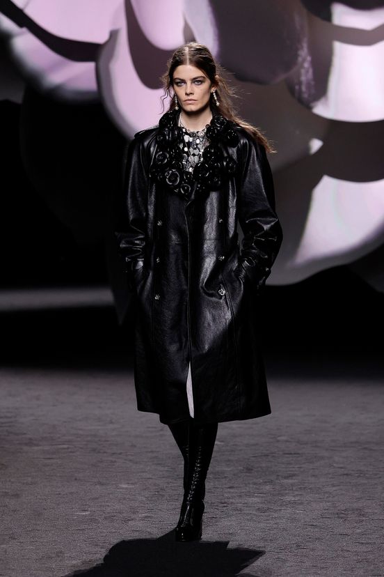 woman<br>FW23