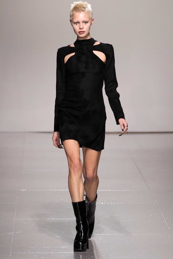 woman<br>FW23