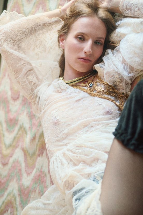 woman<br>PF25