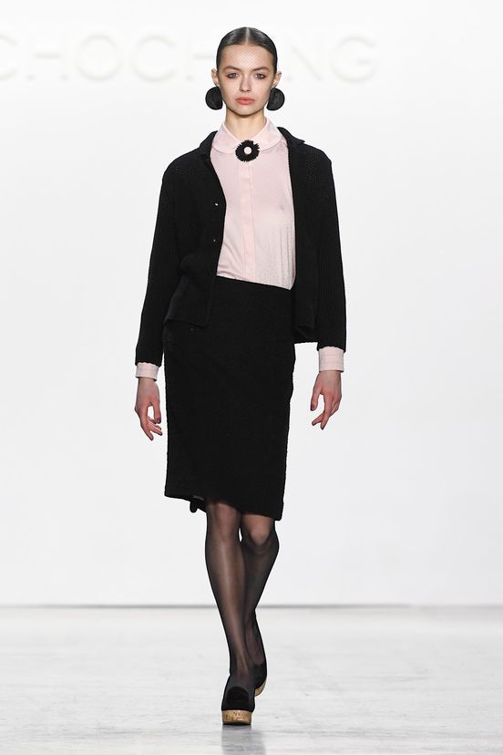 woman<br>FW23